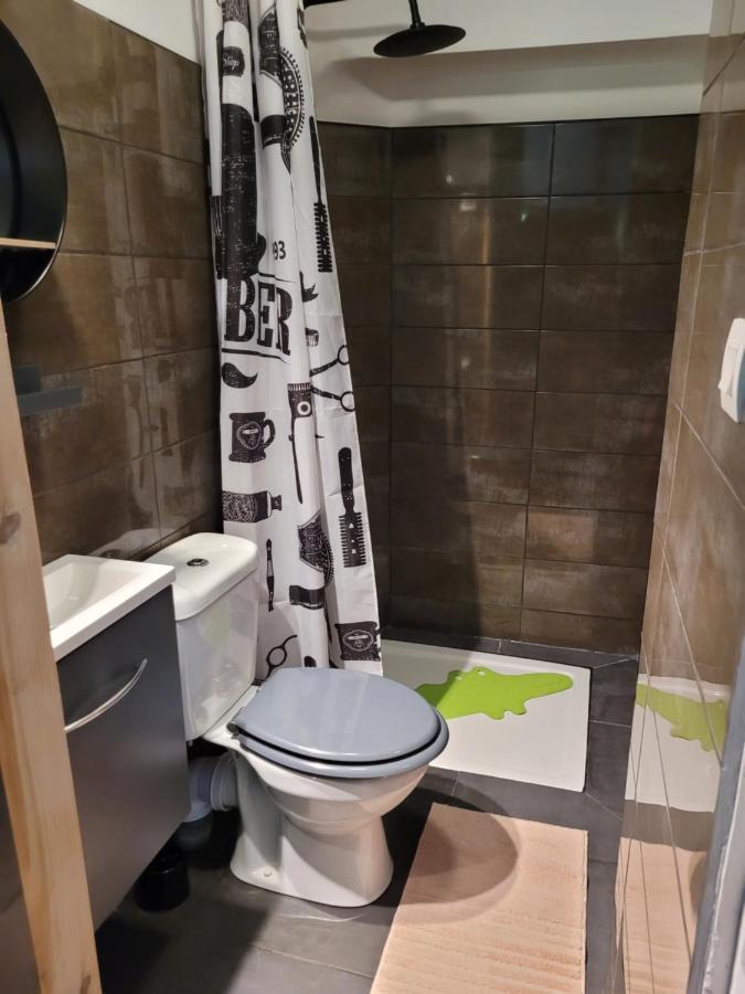 La Reyniere Bed & Breakfast Сер Екстериор снимка