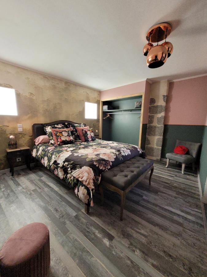 La Reyniere Bed & Breakfast Сер Екстериор снимка